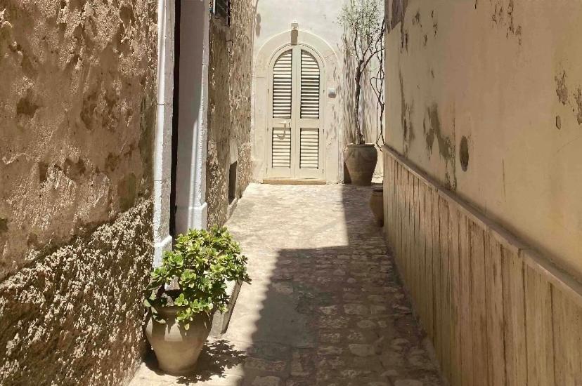 Intown - Dammuso In Pieno Centro Storico Villa Scicli Buitenkant foto